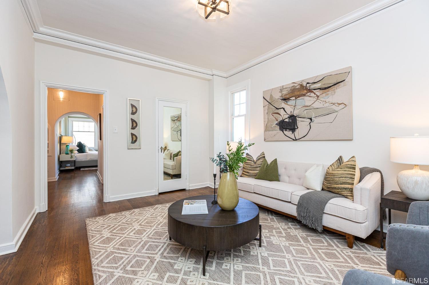 2701 Van Ness Avenue Unit: 210