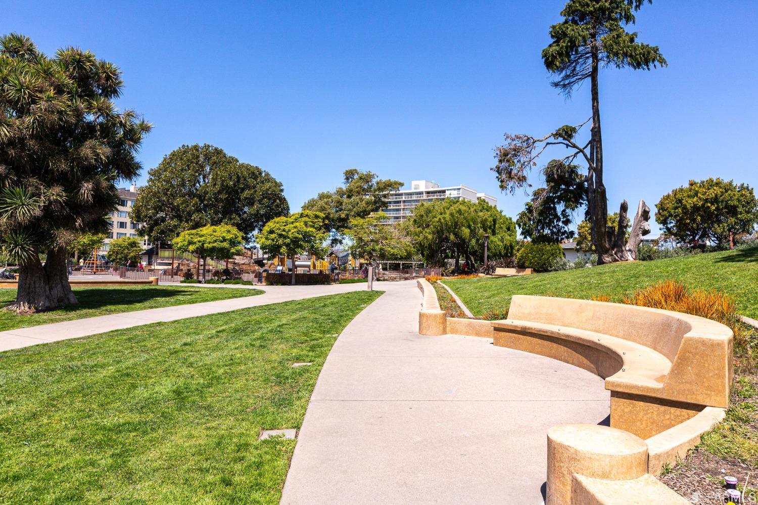 2701 Van Ness Avenue Unit: 210