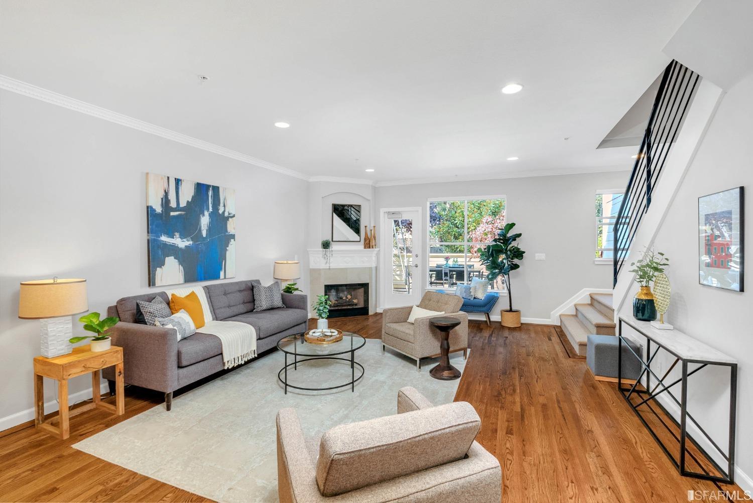 570 Page Street Unit: 7