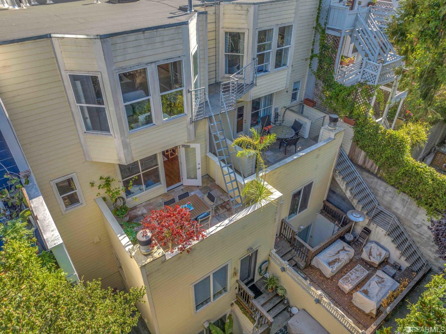 570 Page Street Unit: 7