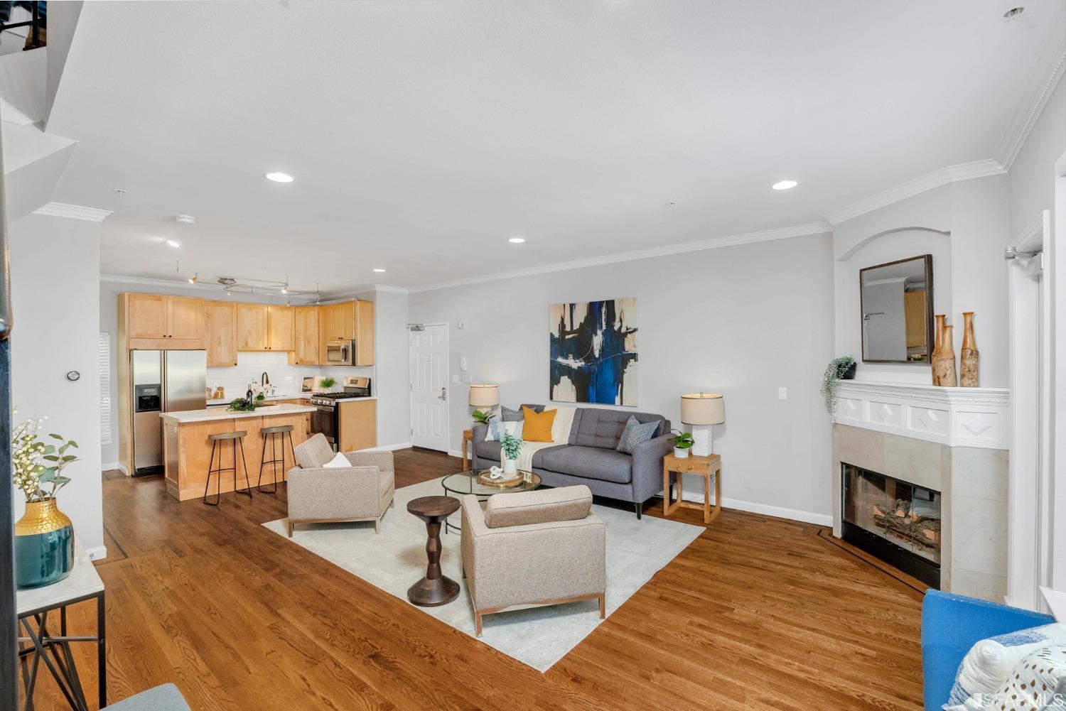 570 Page Street Unit: 7