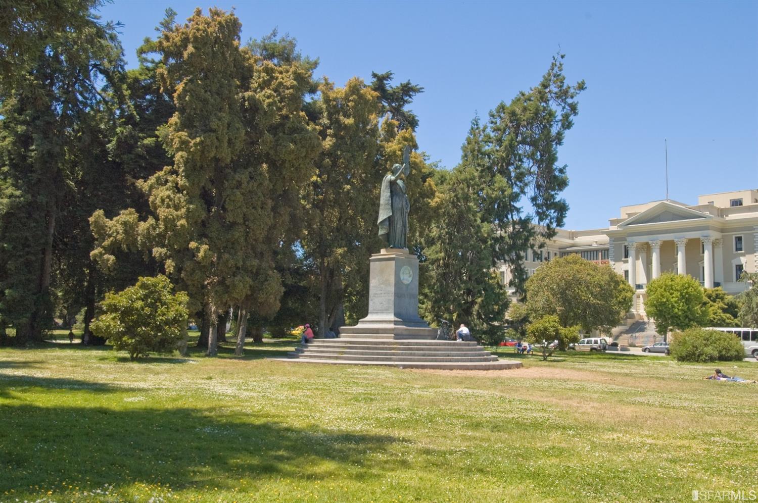 570 Page Street Unit: 7