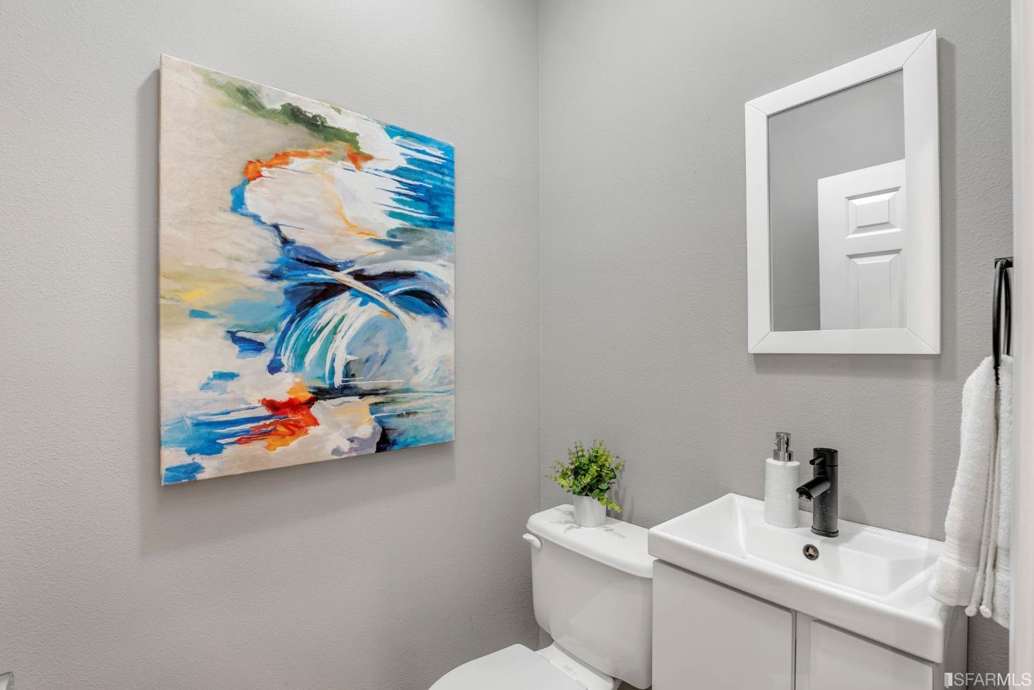 570 Page Street Unit: 7