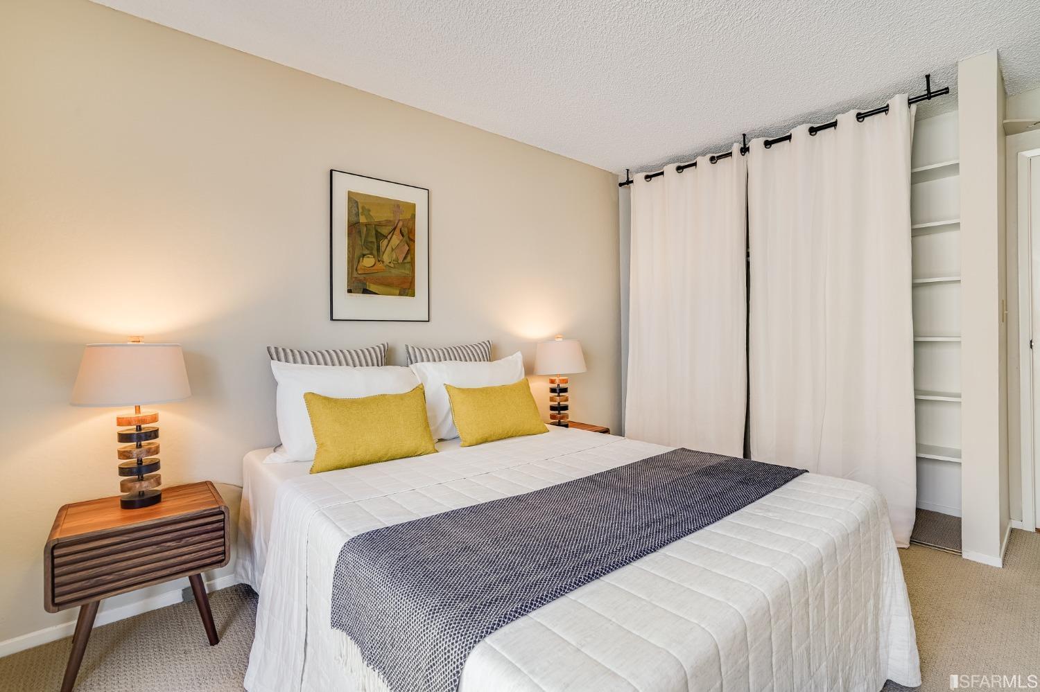 199 Montecito Avenue Unit: 206