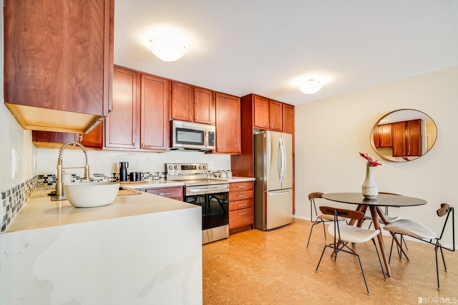 199 Montecito Avenue Unit: 206