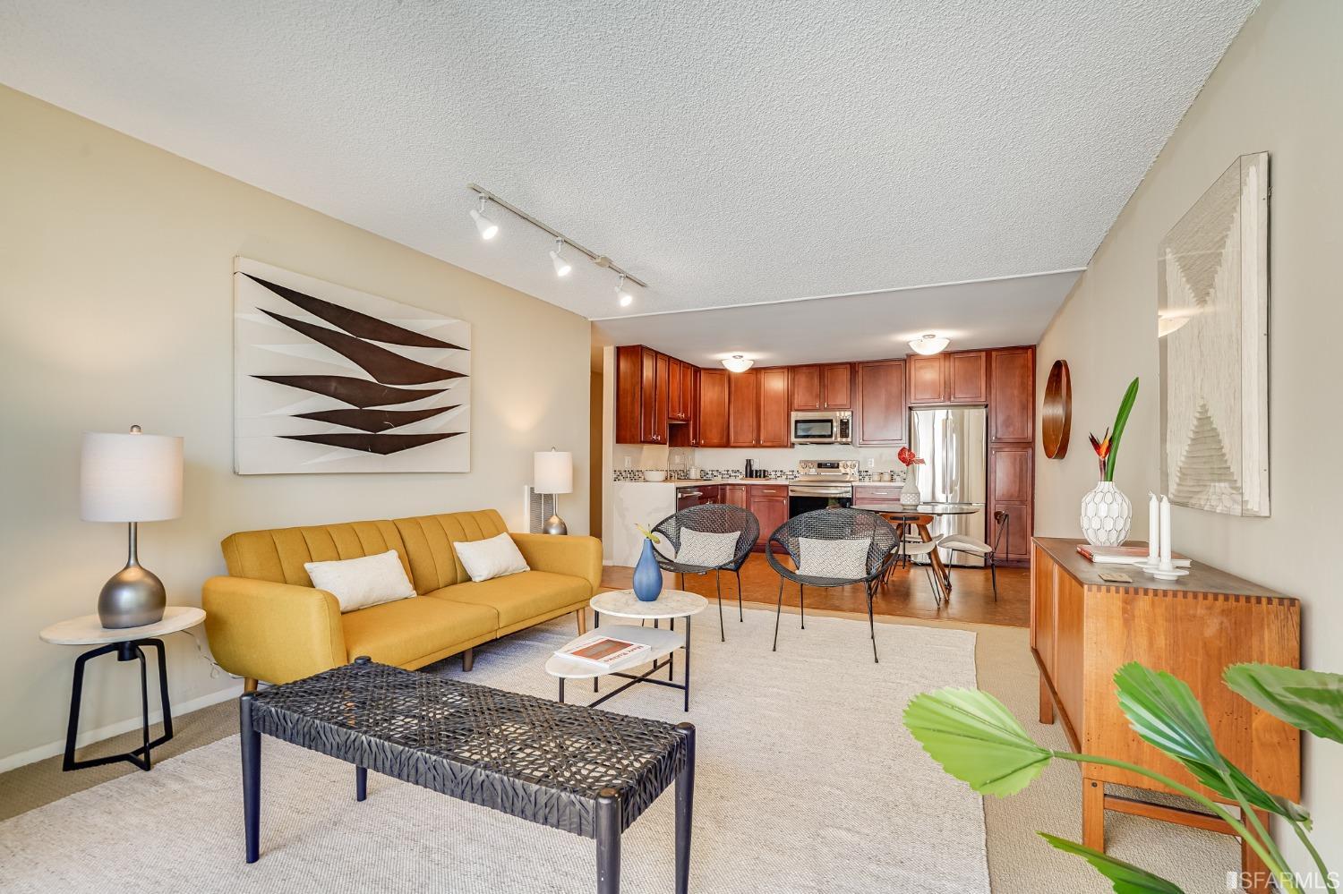 199 Montecito Avenue Unit: 206