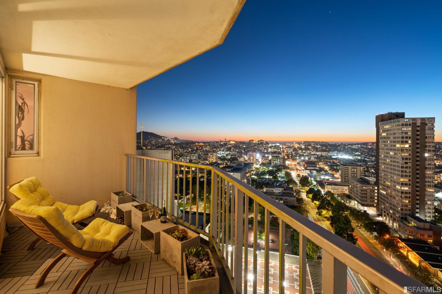 1200 Gough Street Unit: 23A