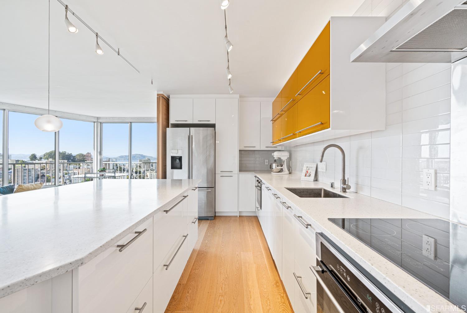 1200 Gough Street Unit: 23A