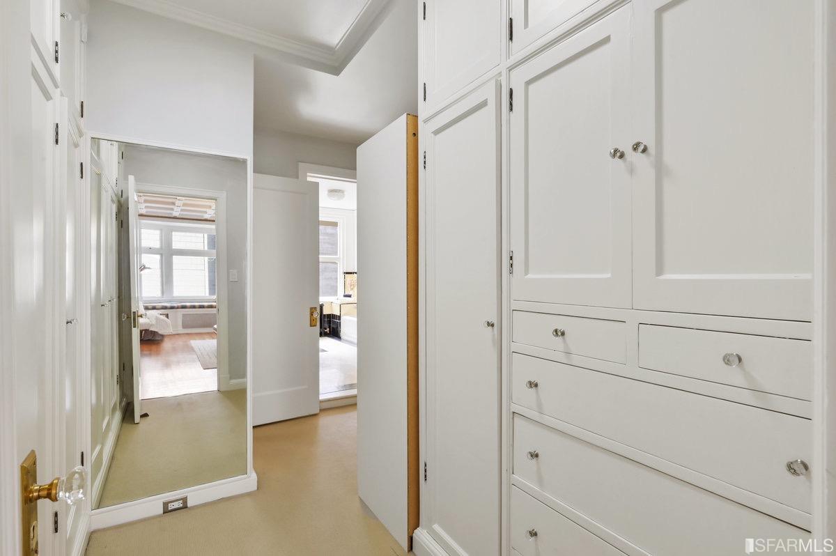 850 Powell Street Unit: 501