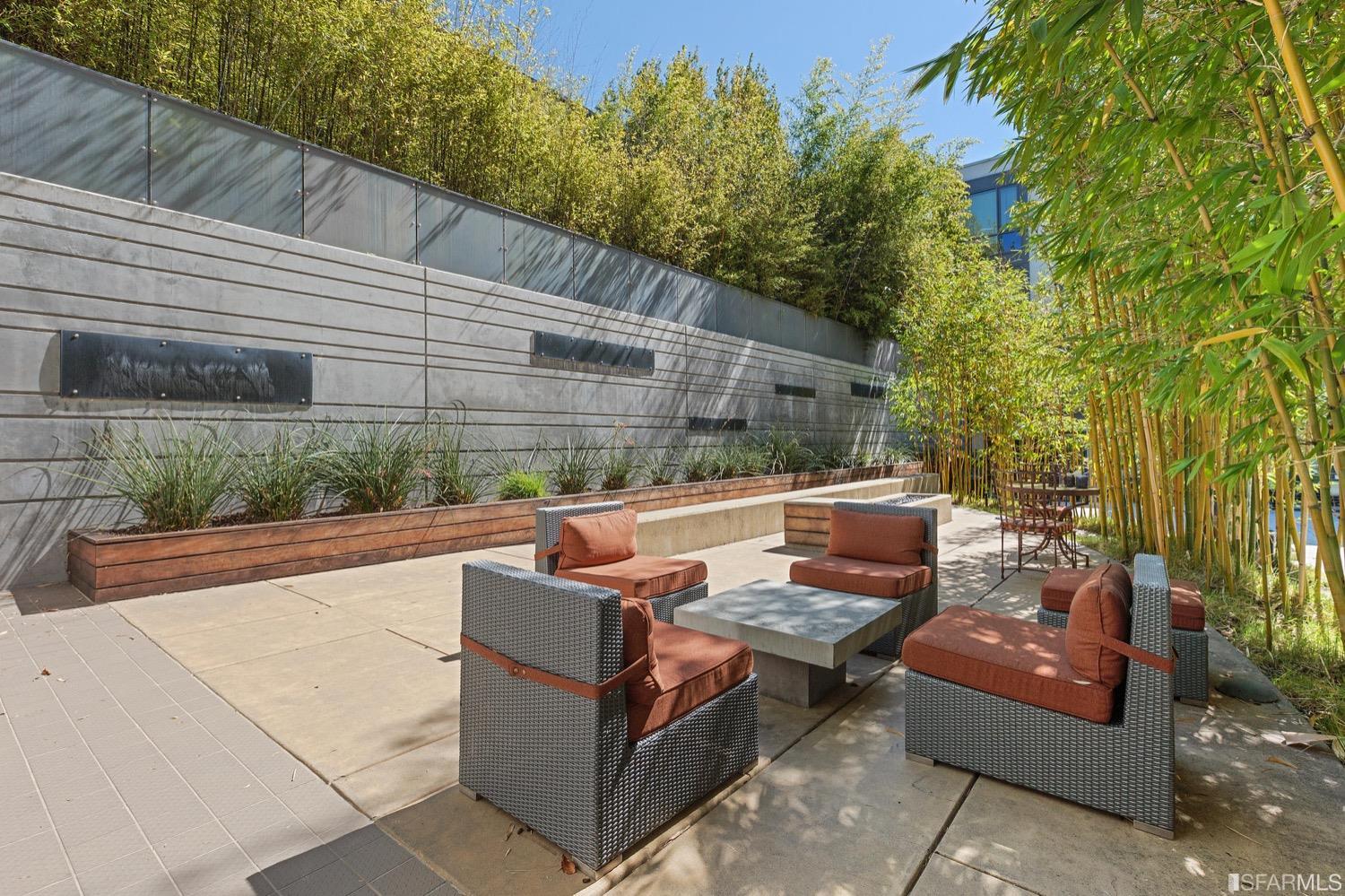 2125 Bryant Street Unit: 204