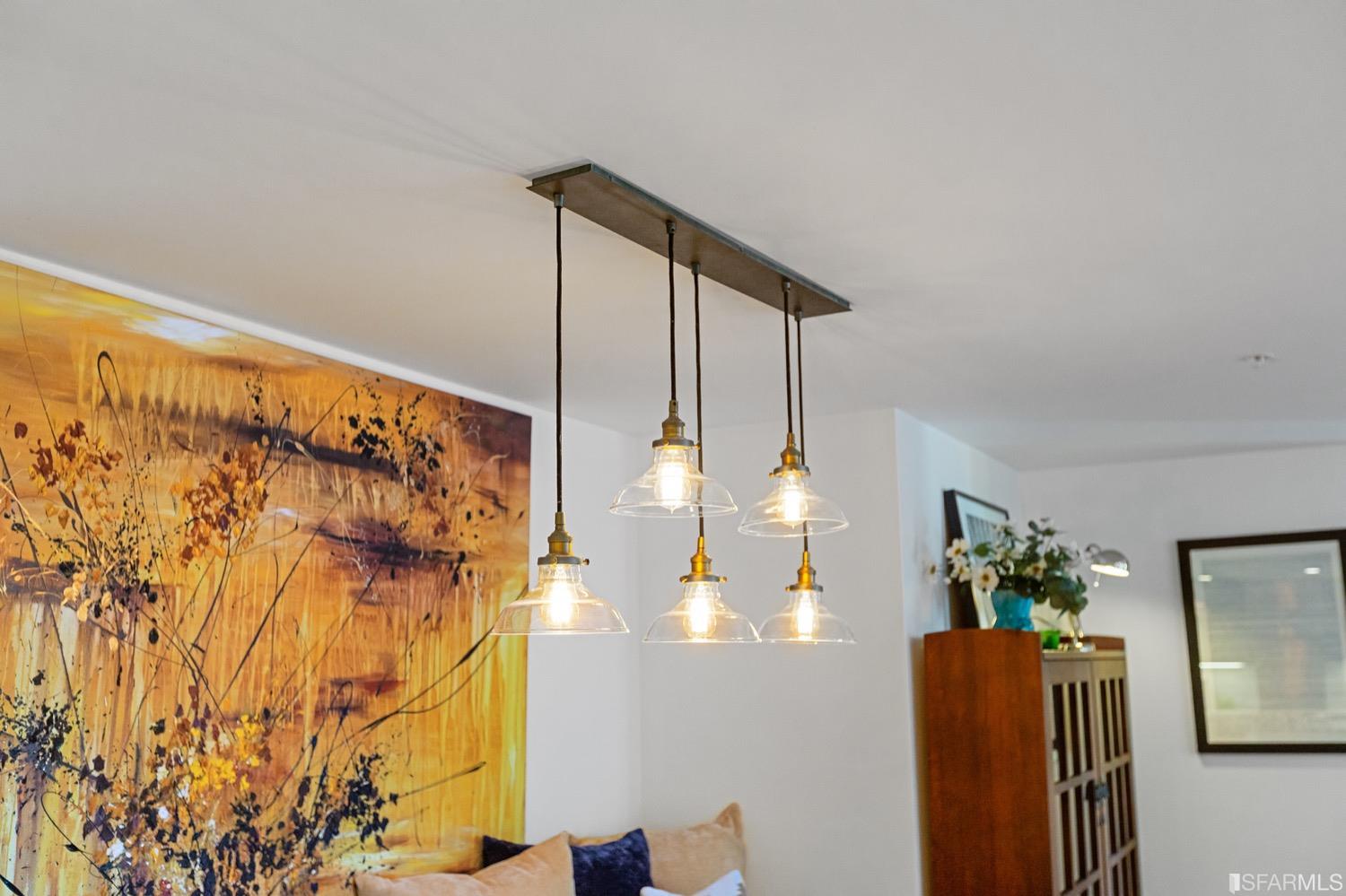 2125 Bryant Street Unit: 204