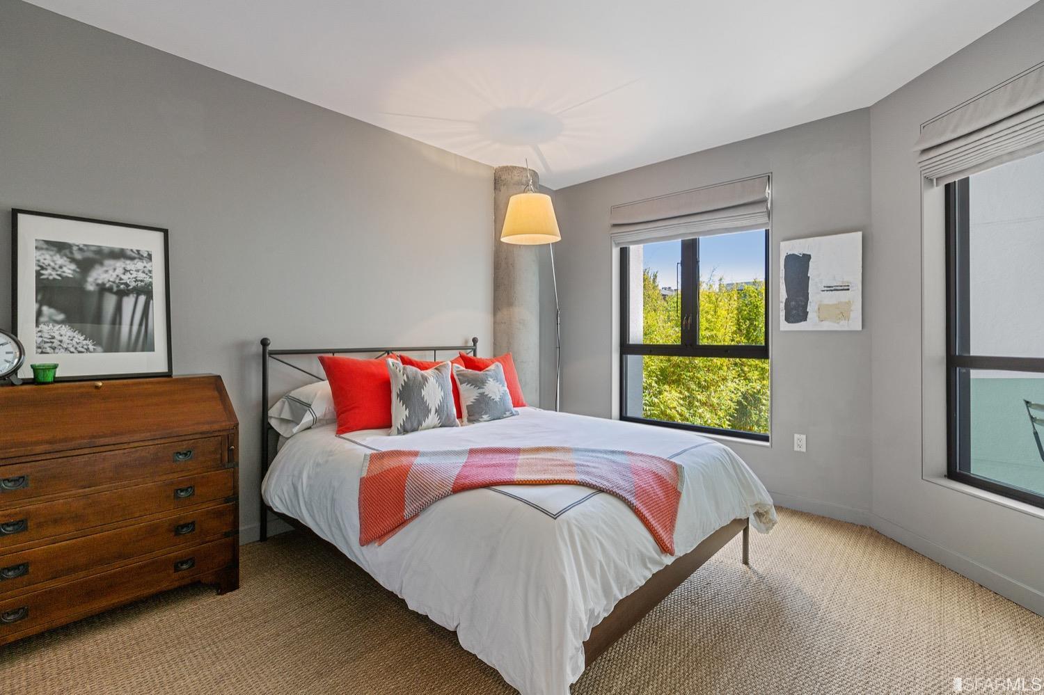 2125 Bryant Street Unit: 204