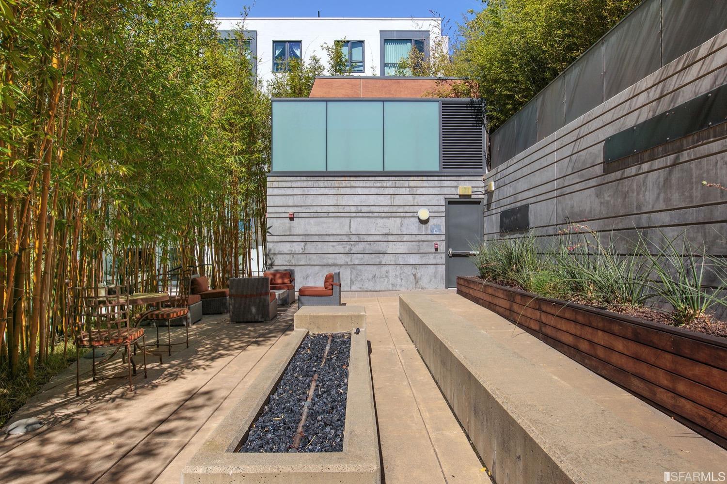 2125 Bryant Street Unit: 204