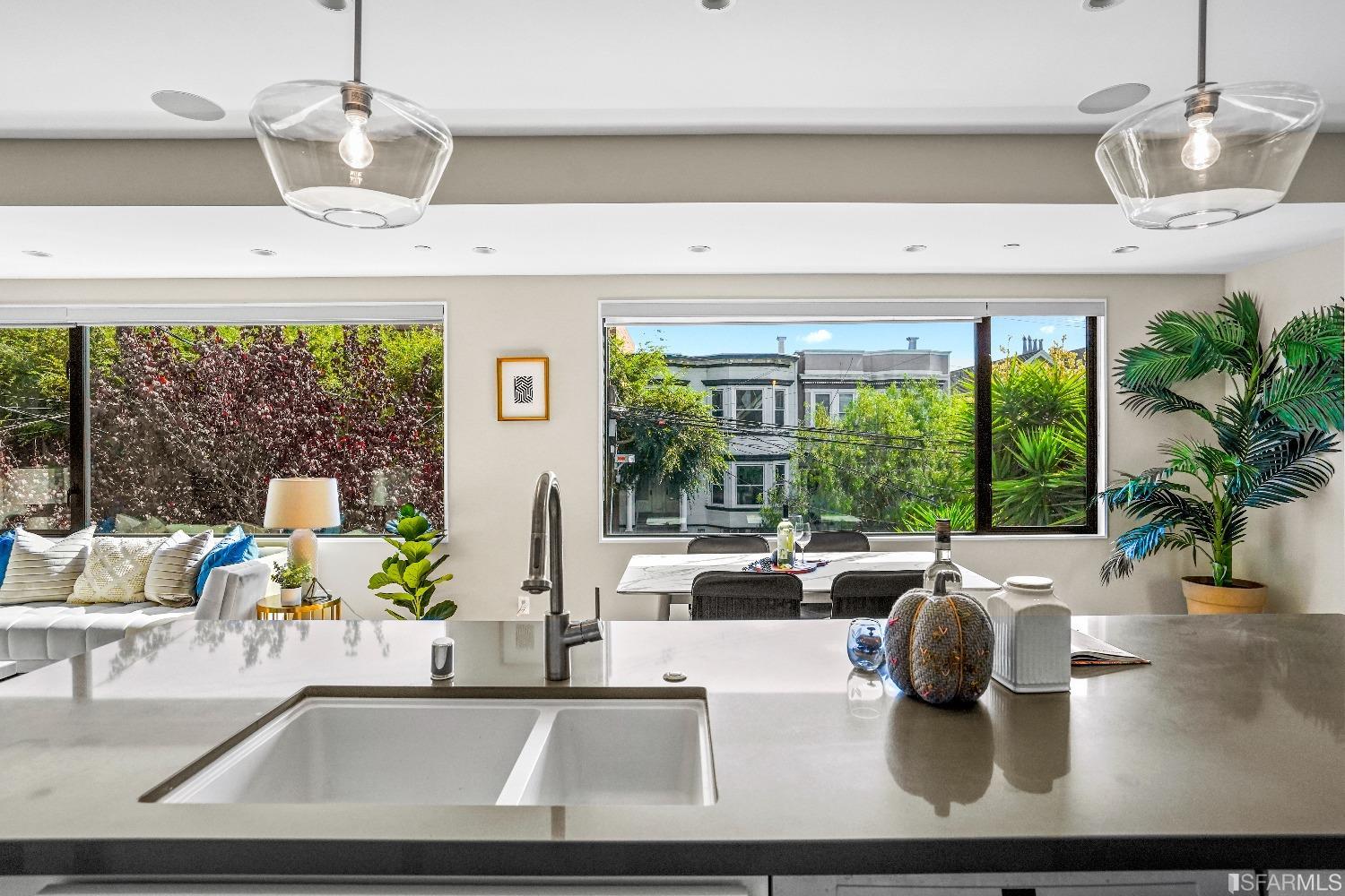 420 Noe Street Unit: 2B