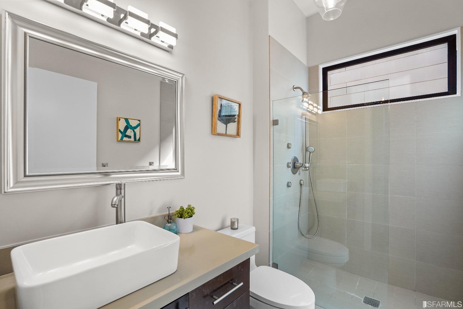 420 Noe Street Unit: 2B