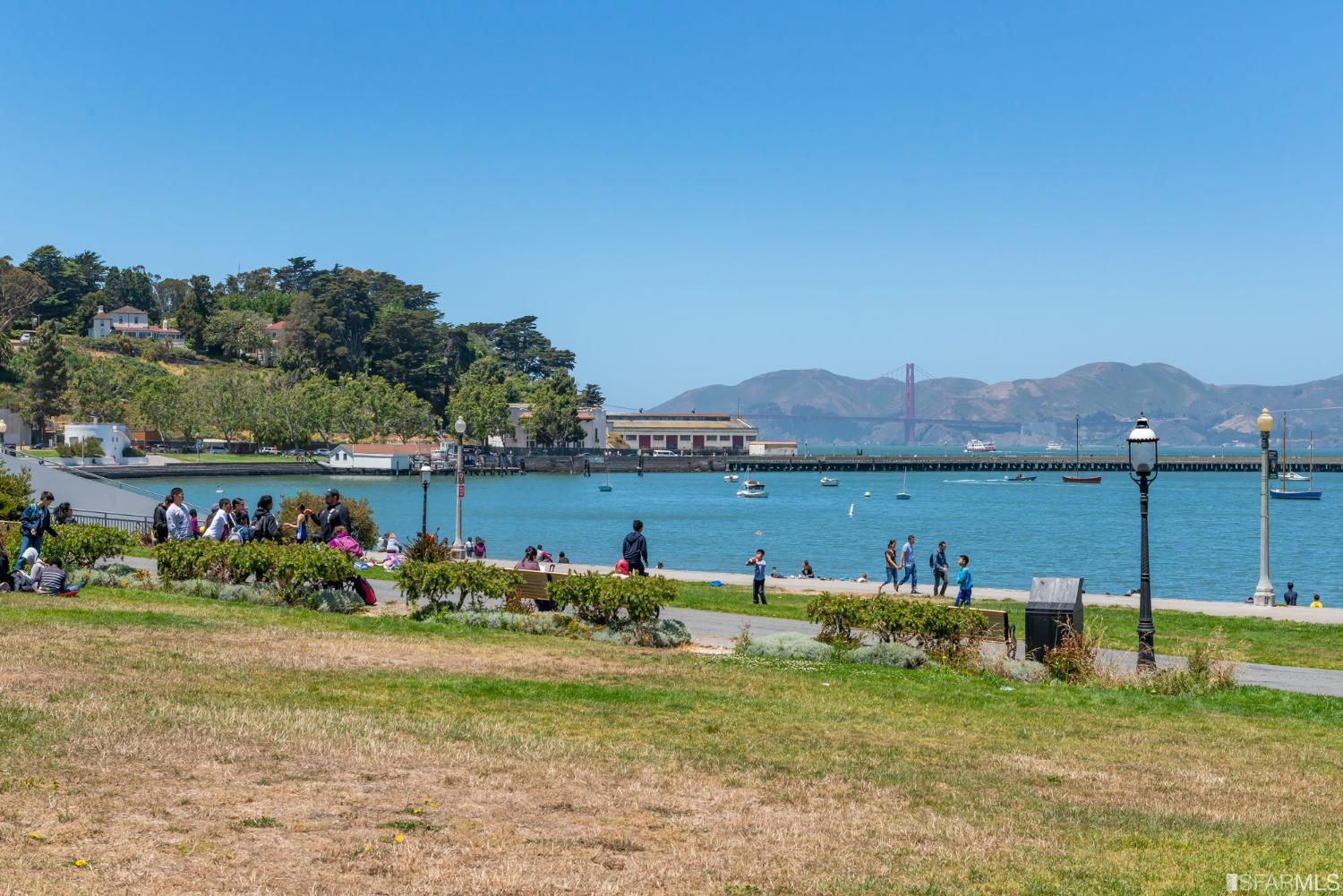 33 Midway Street Unit: 202