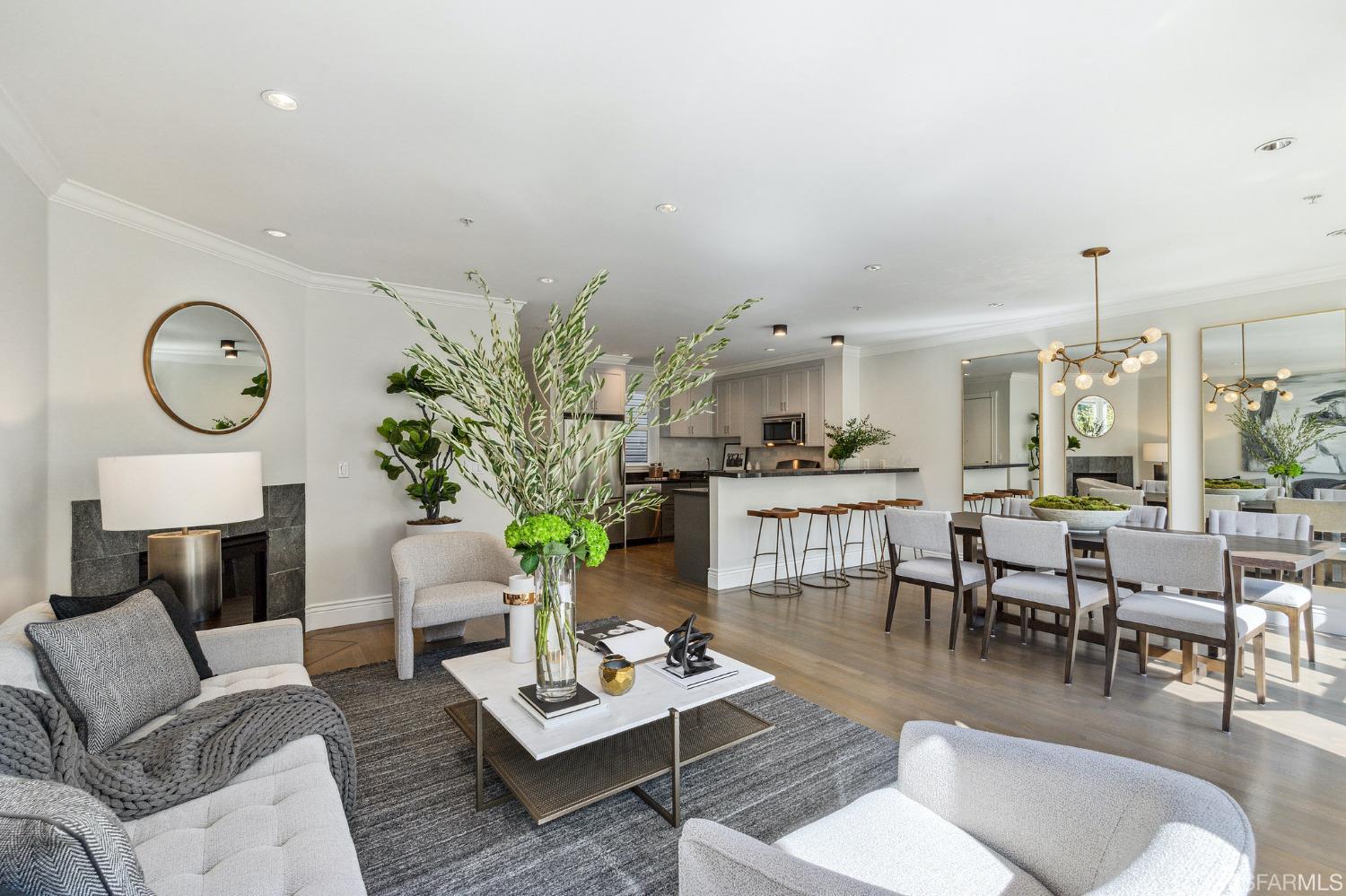 160 Hancock Street Unit: 2