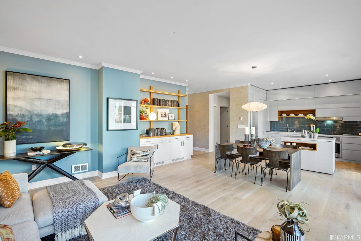 246 2nd Street Unit: 1501