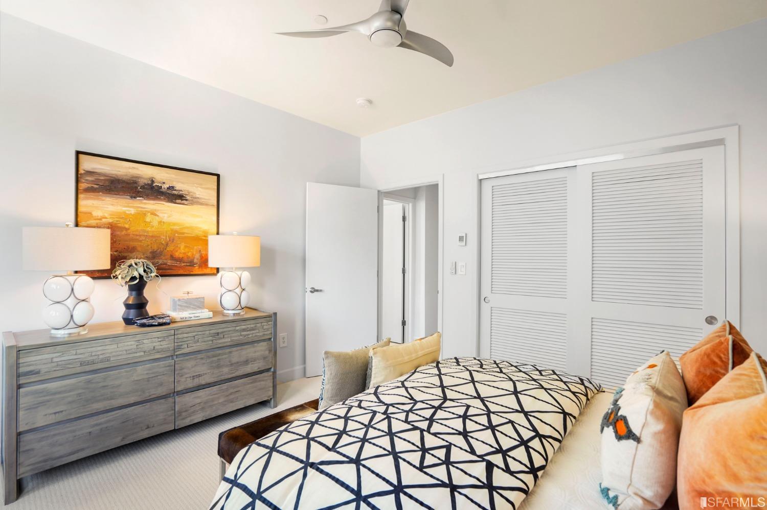 246 2nd Street Unit: 1501