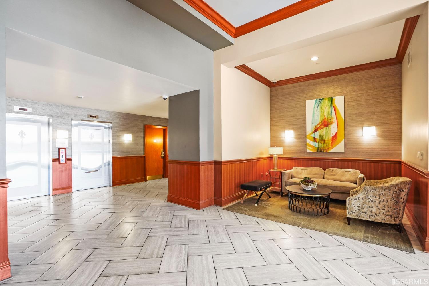 246 2nd Street Unit: 1501