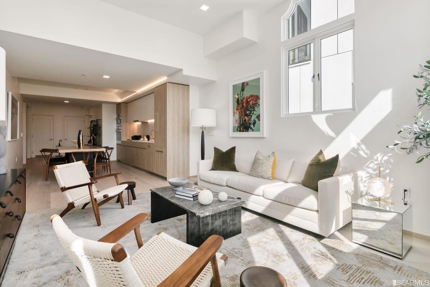 2238 Market Street Unit: 204