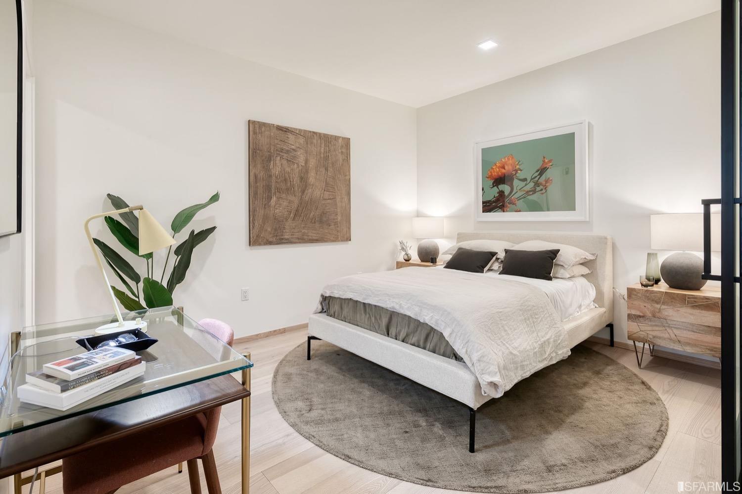 2238 Market Street Unit: 204
