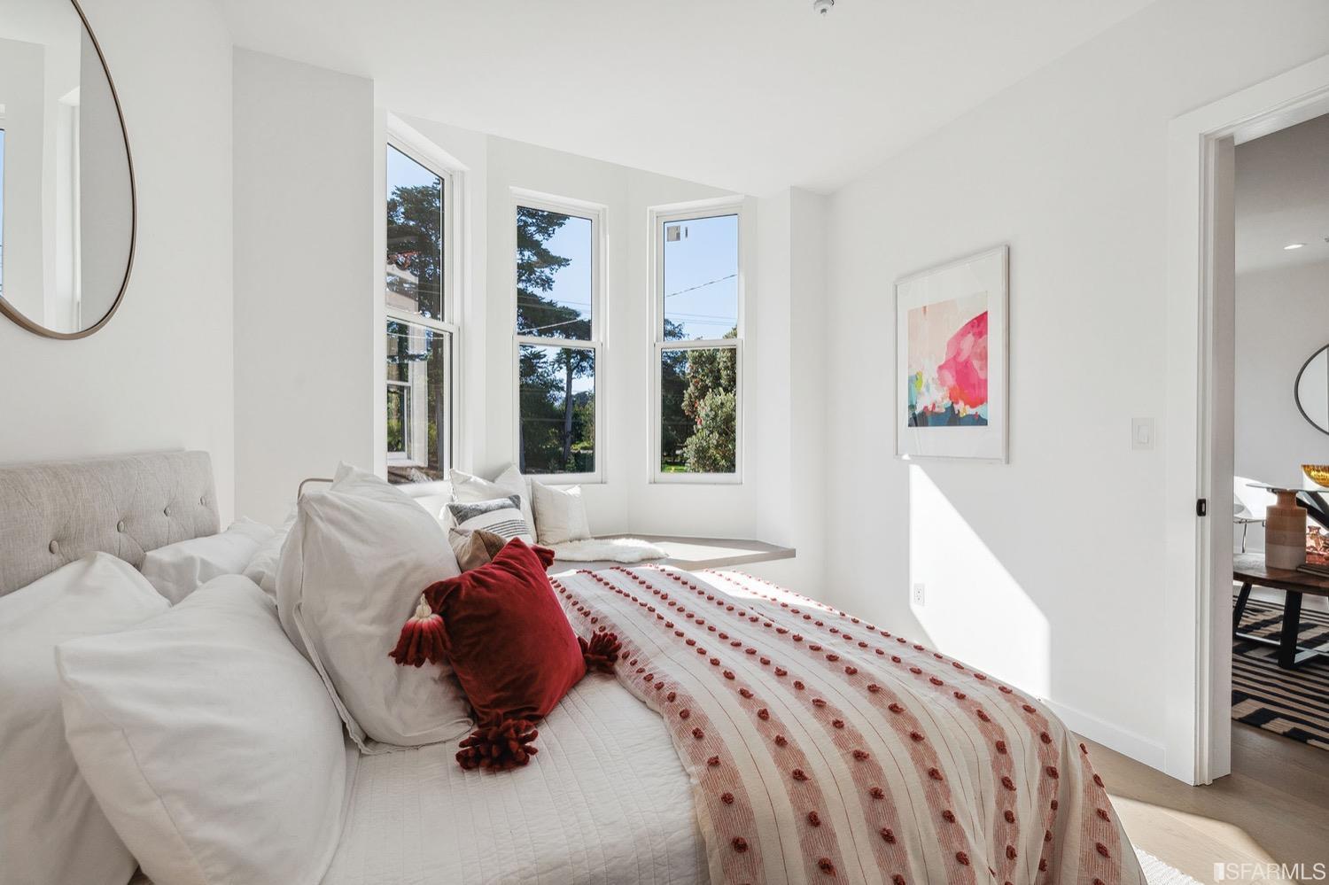 3036 Fulton Street Unit: 4