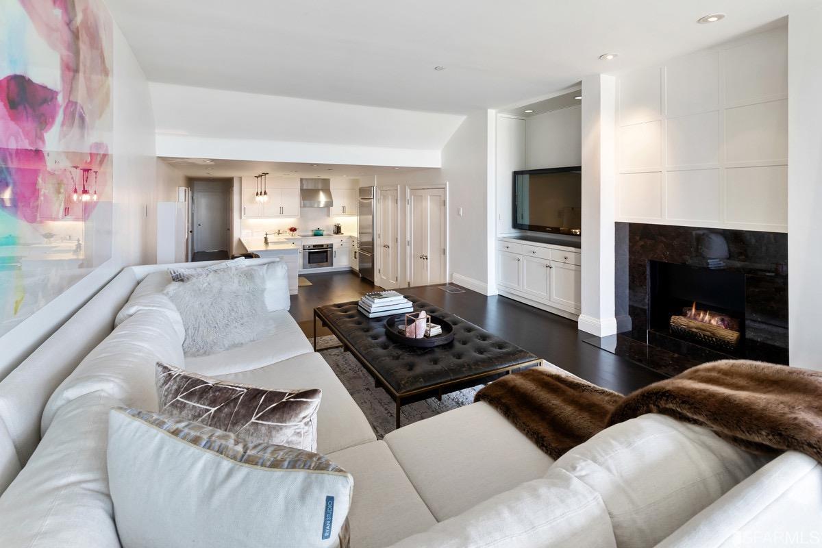 2295 Vallejo Street Unit: 310