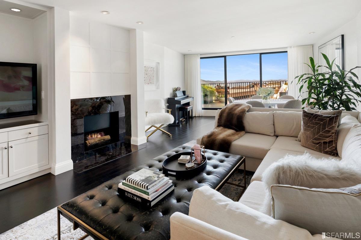 2295 Vallejo Street Unit: 310