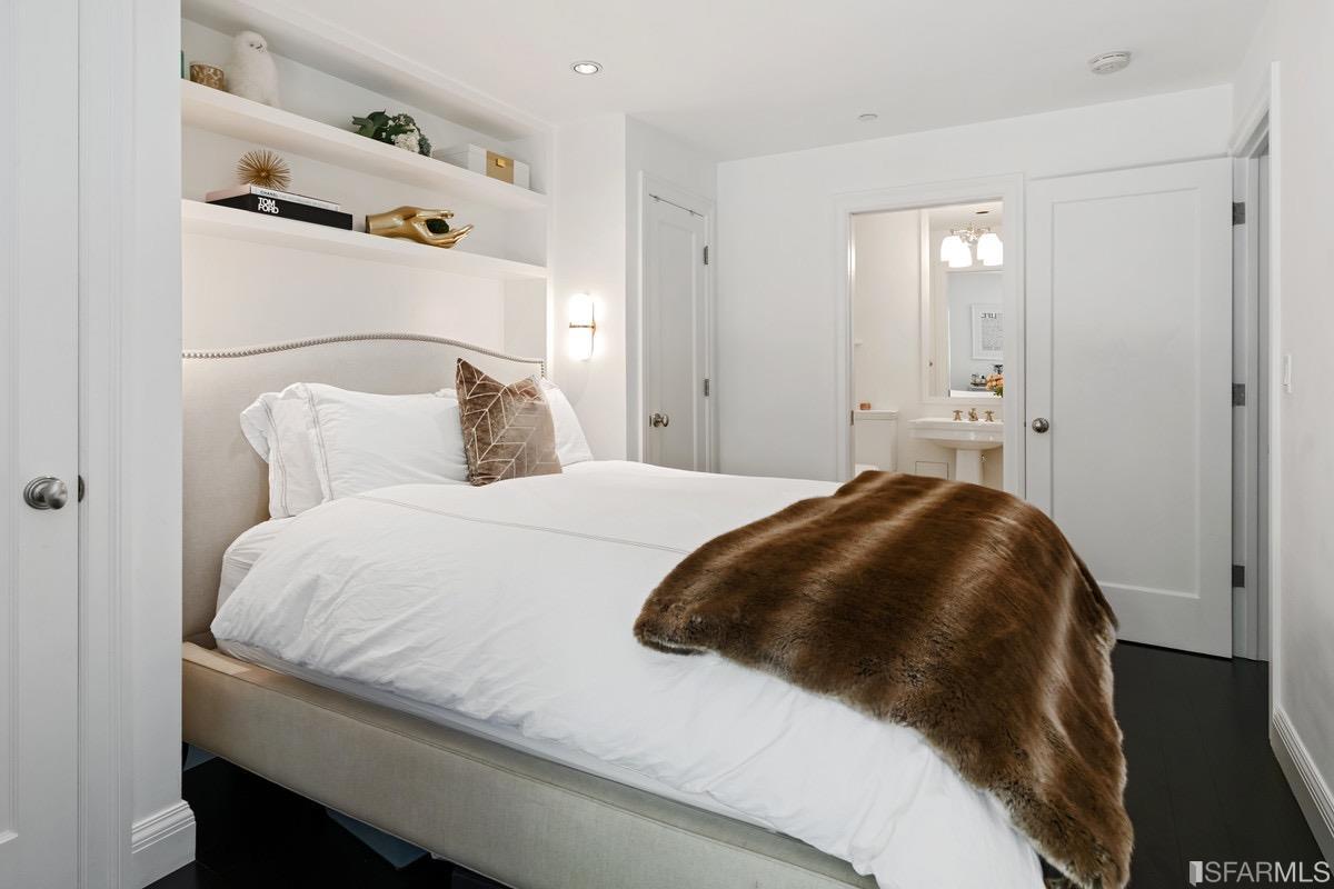 2295 Vallejo Street Unit: 310