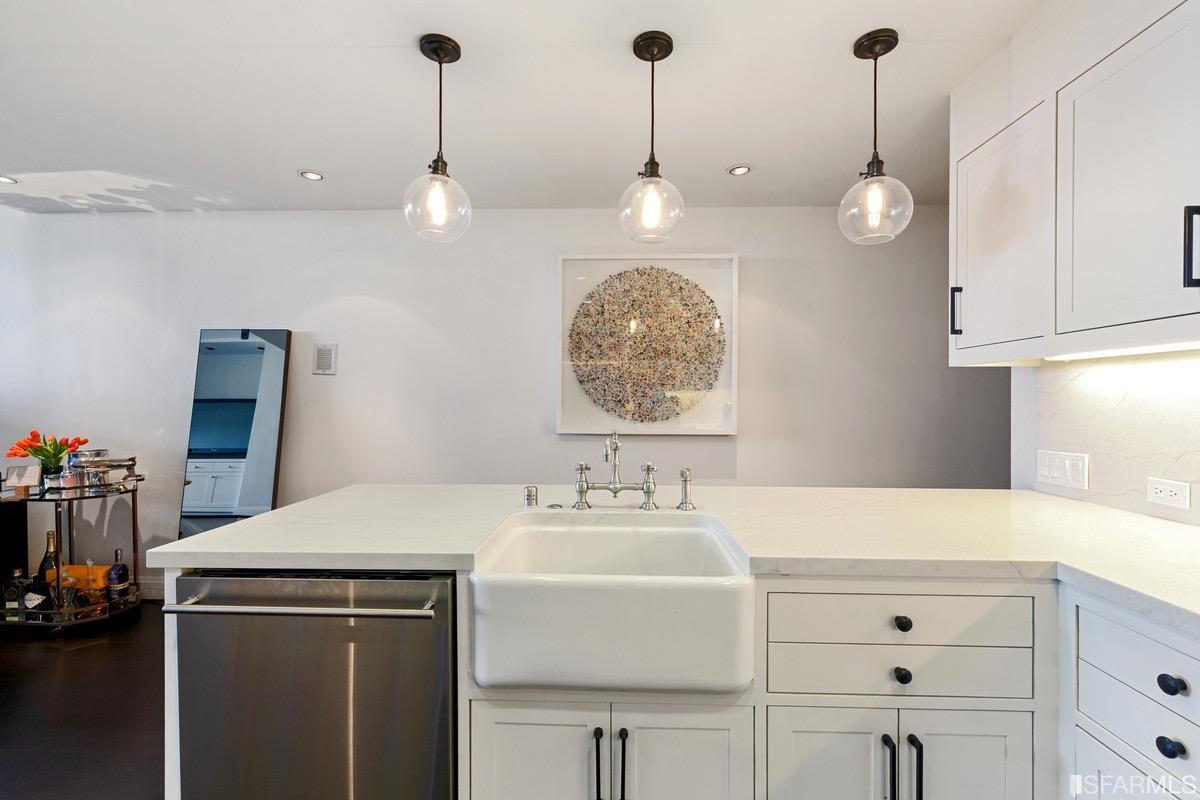 2295 Vallejo Street Unit: 310