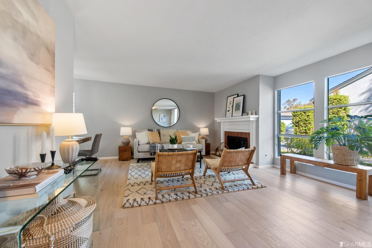 963 Vasco Da Gama Lane