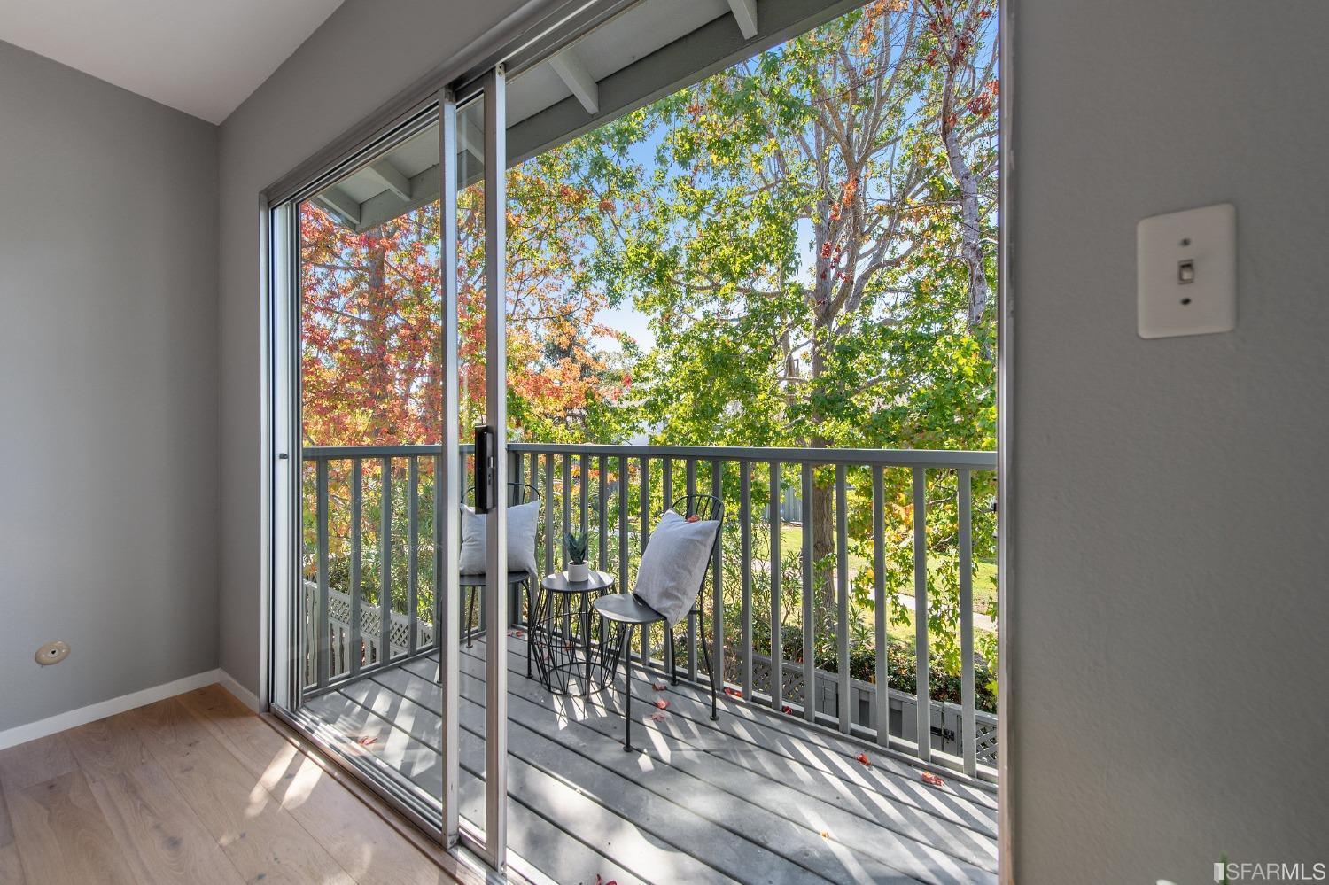 963 Vasco Da Gama Lane