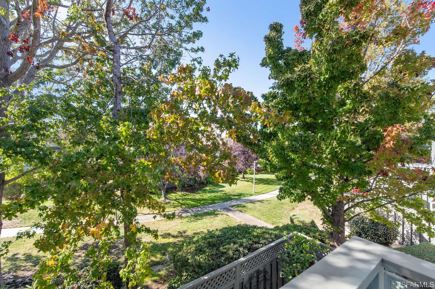 963 Vasco Da Gama Lane