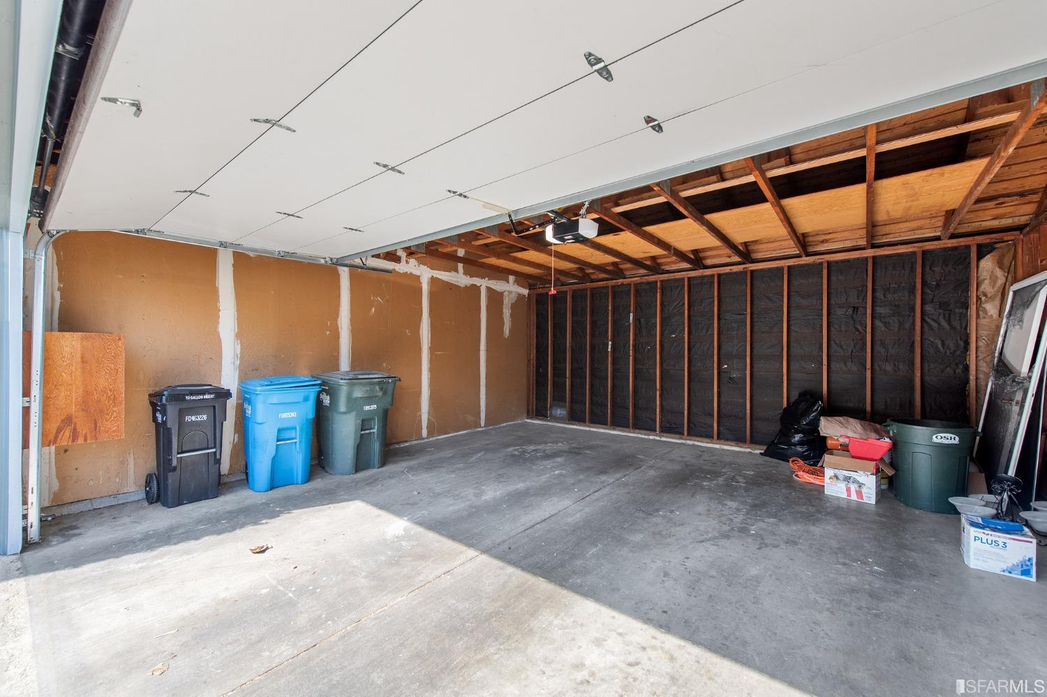 963 Vasco Da Gama Lane