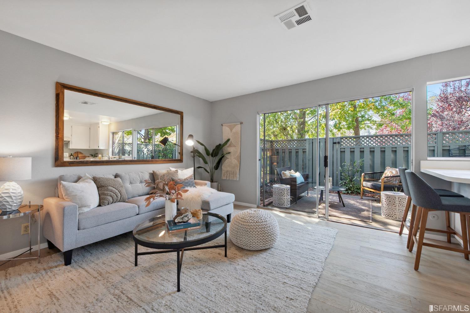 963 Vasco Da Gama Lane