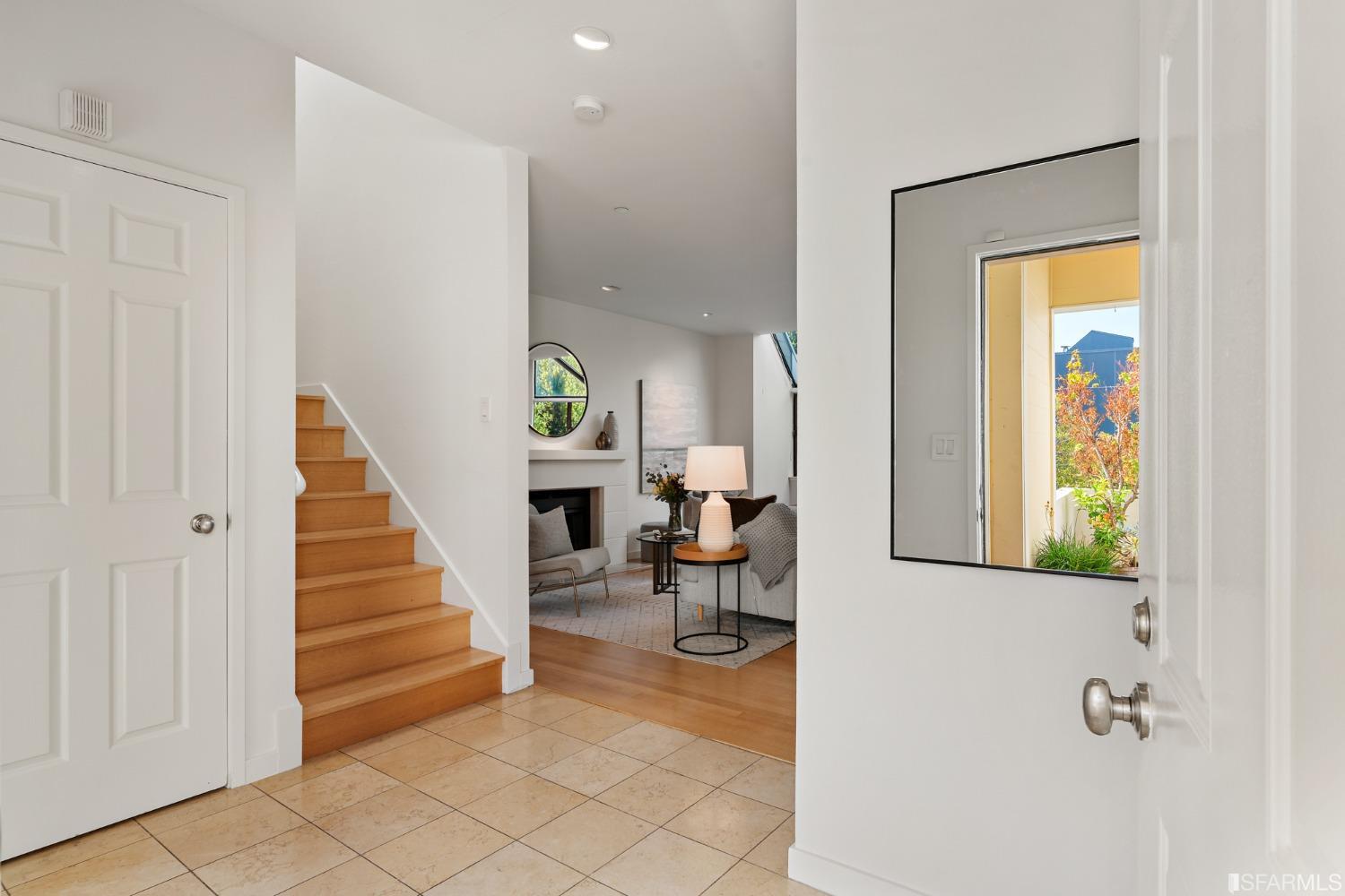 1980 Sutter Street Unit: 304