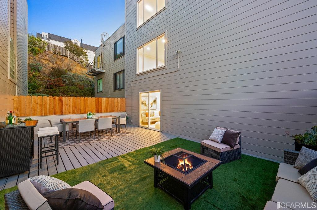 849 Noe Street Unit: 1