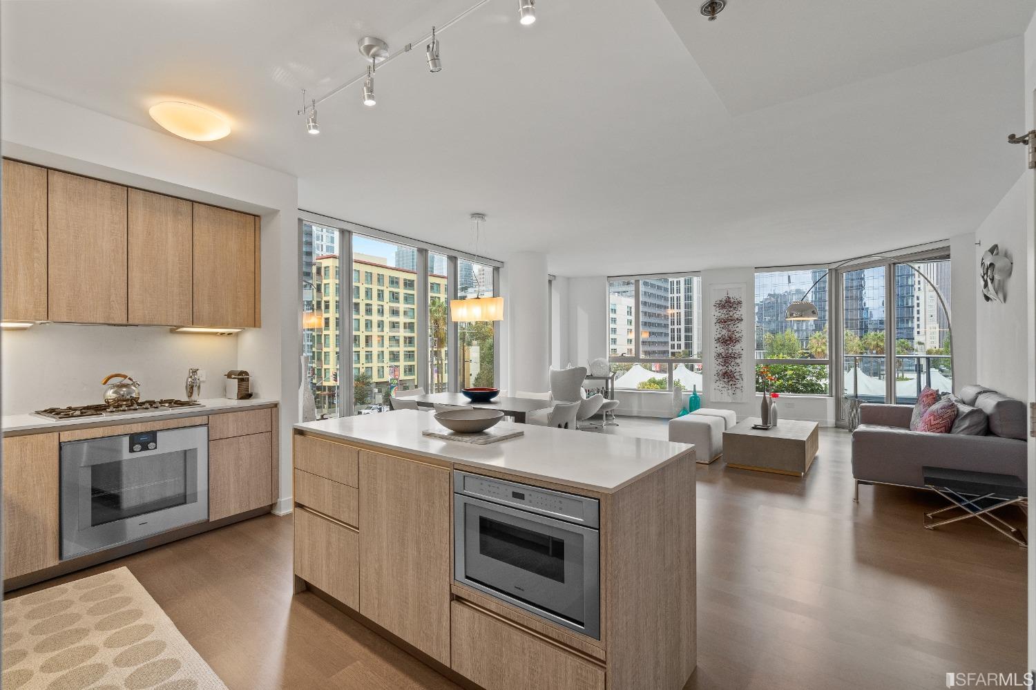 318 Main Street Unit: 4B