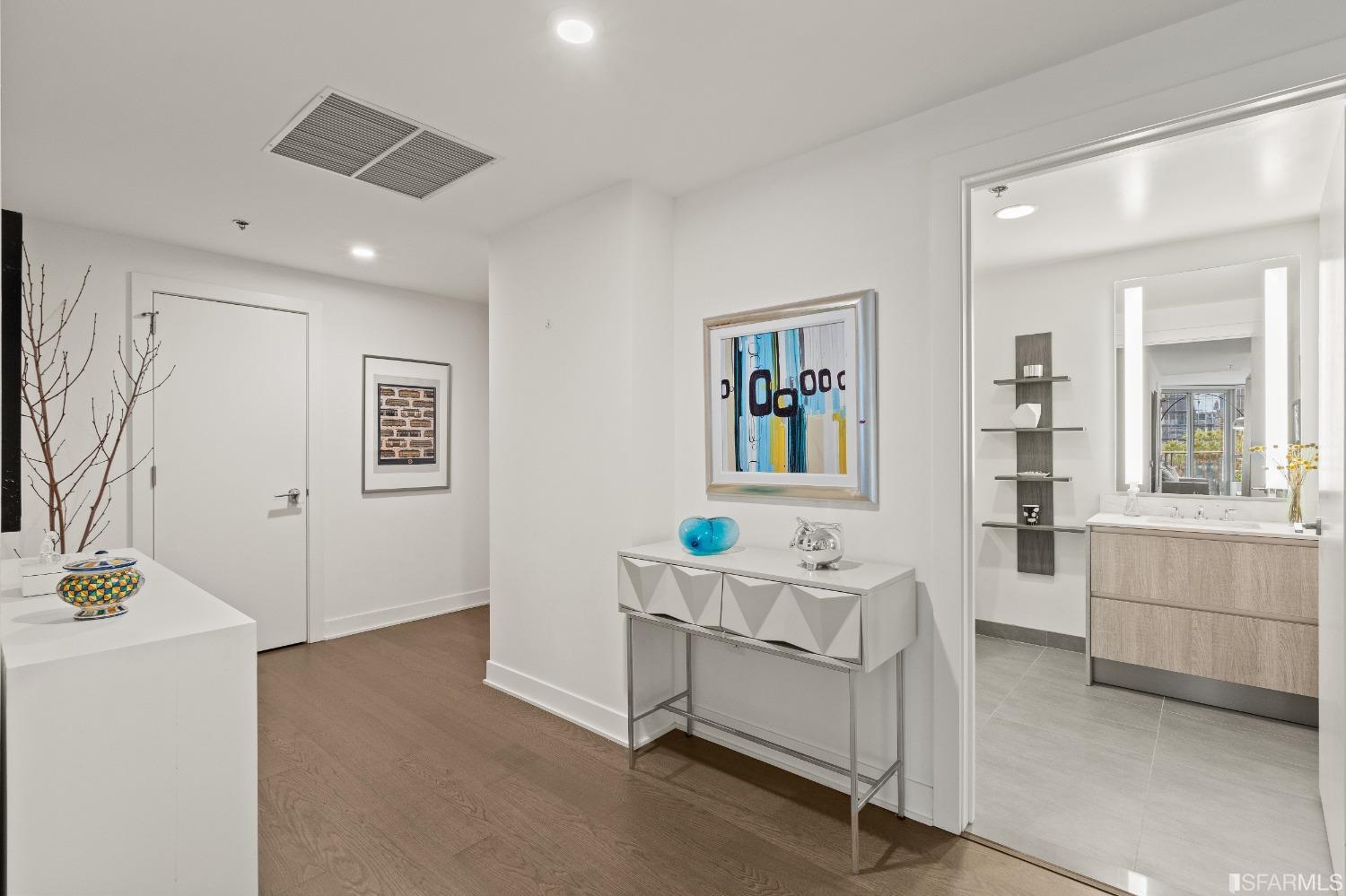 318 Main Street Unit: 4B