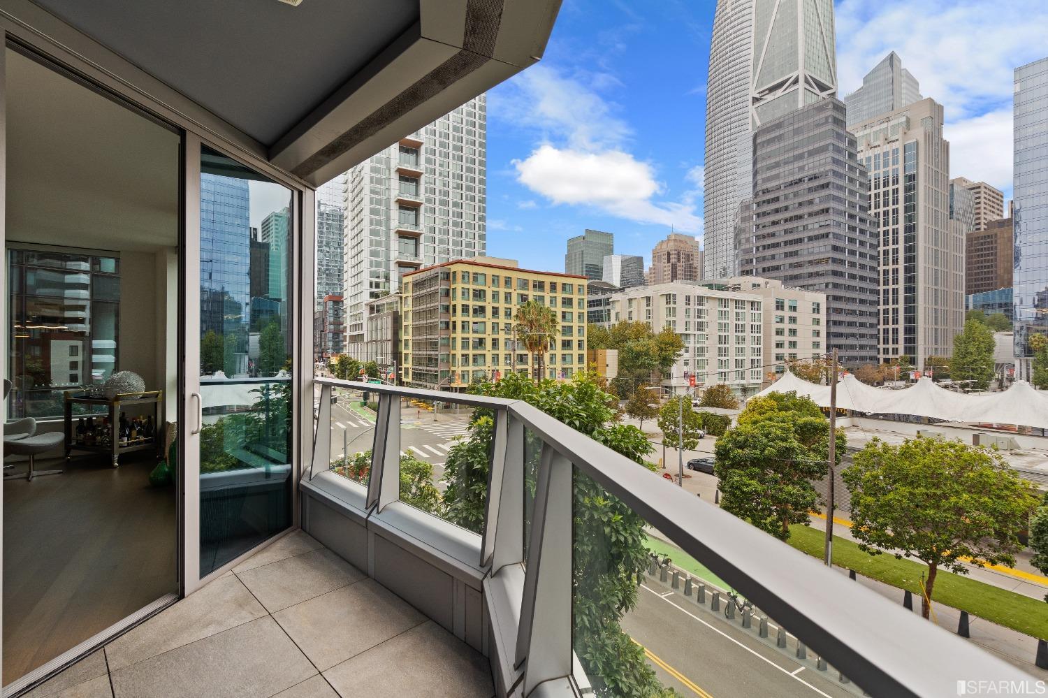 318 Main Street Unit: 4B