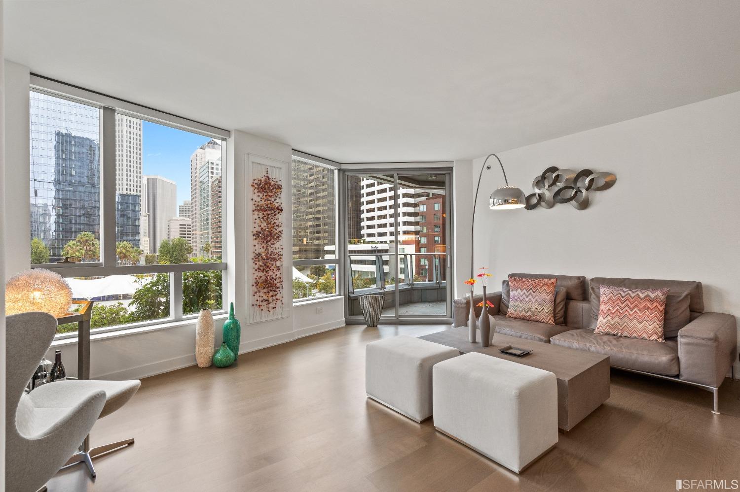 318 Main Street Unit: 4B