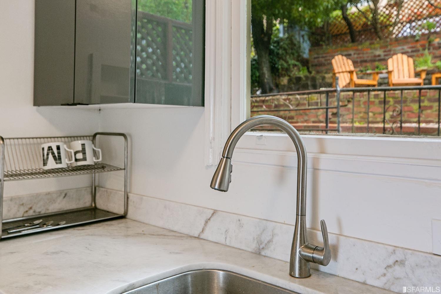 300 Upper Terrace Terrace Unit: LWR