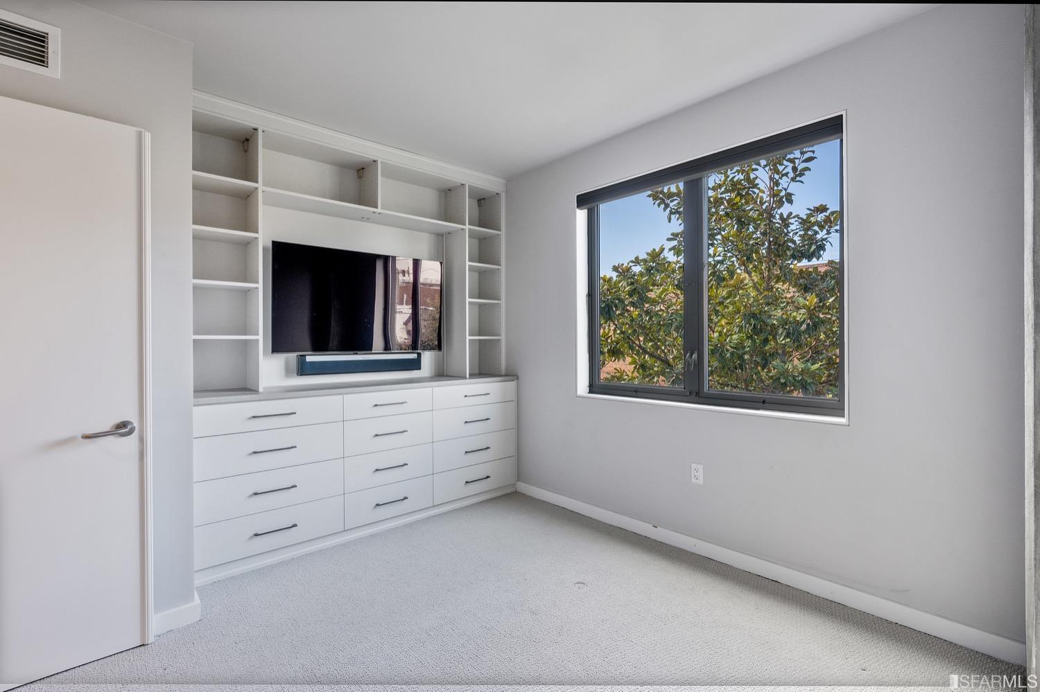 2125 Bryant Street Unit: 108