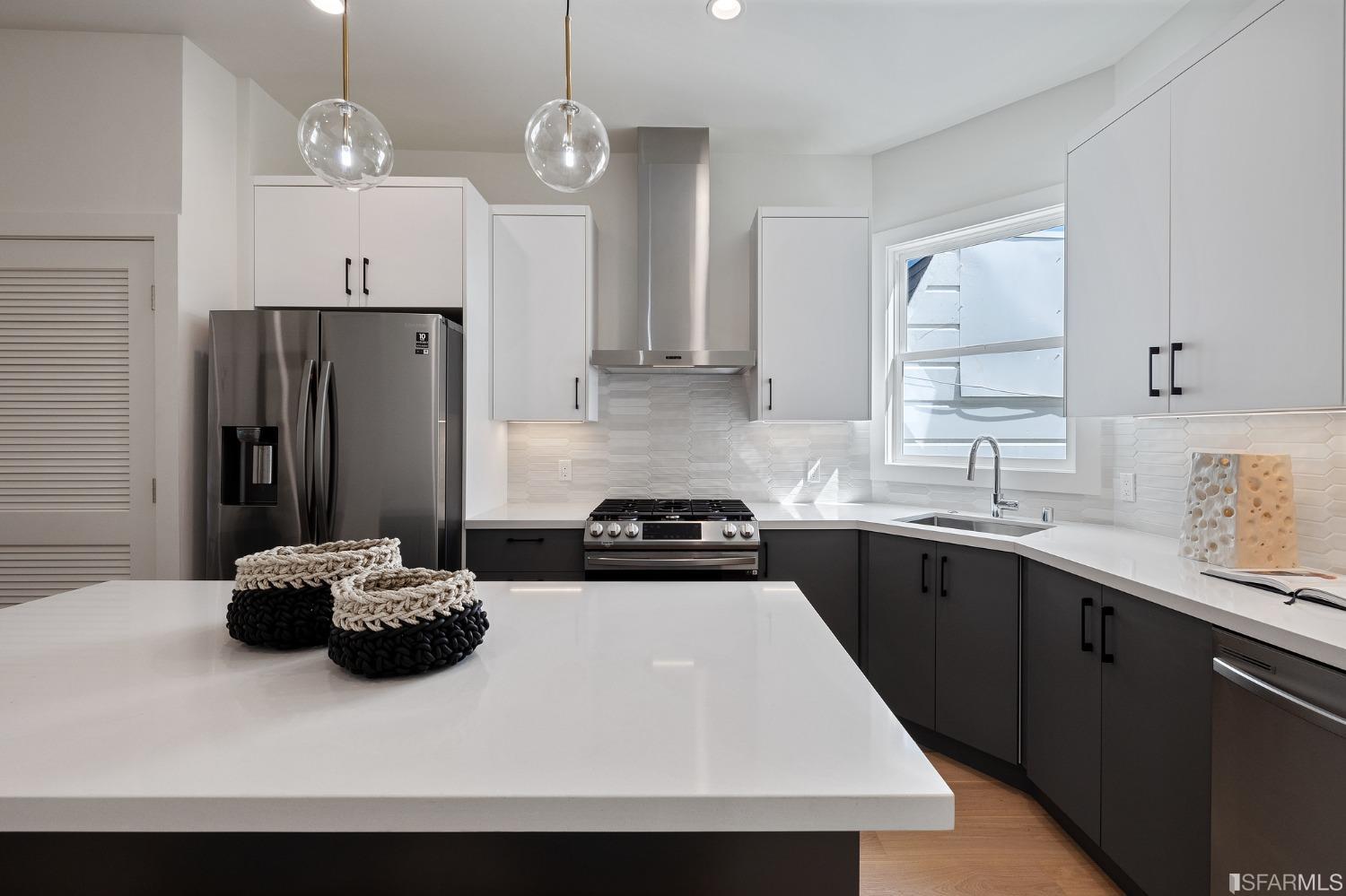 558 Sanchez Street Unit: B