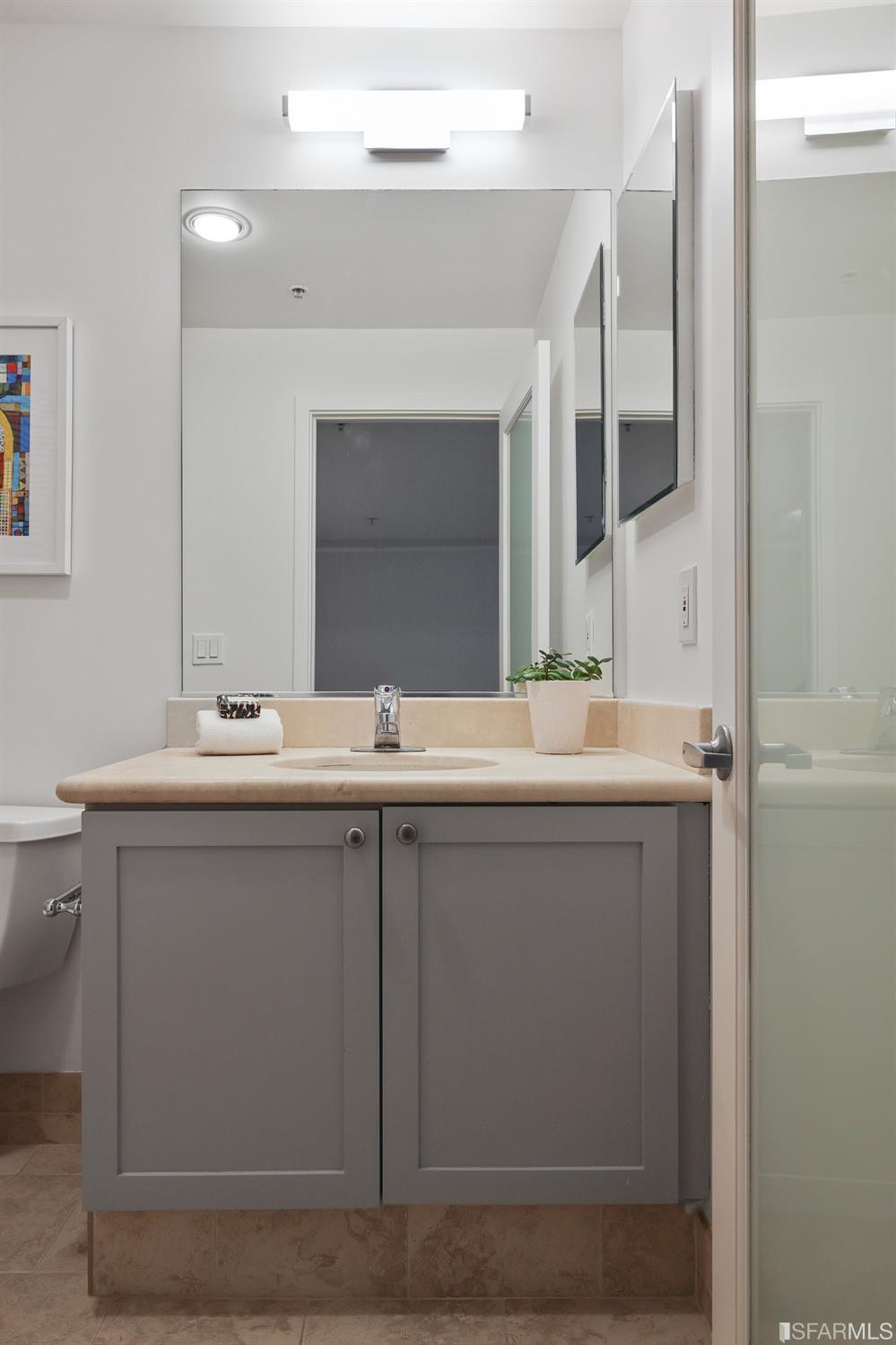 388 Townsend Street Unit: 7