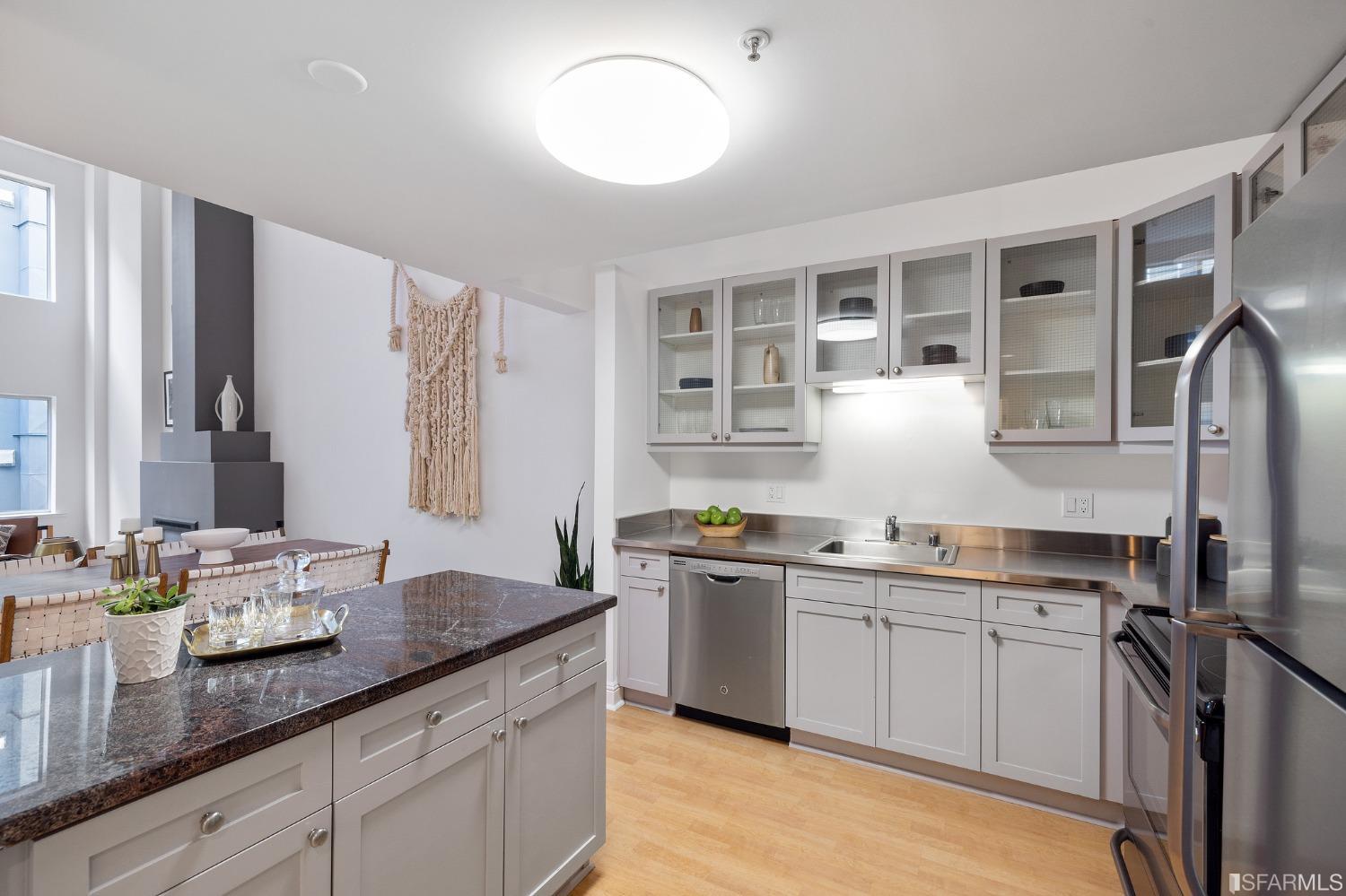 388 Townsend Street Unit: 7