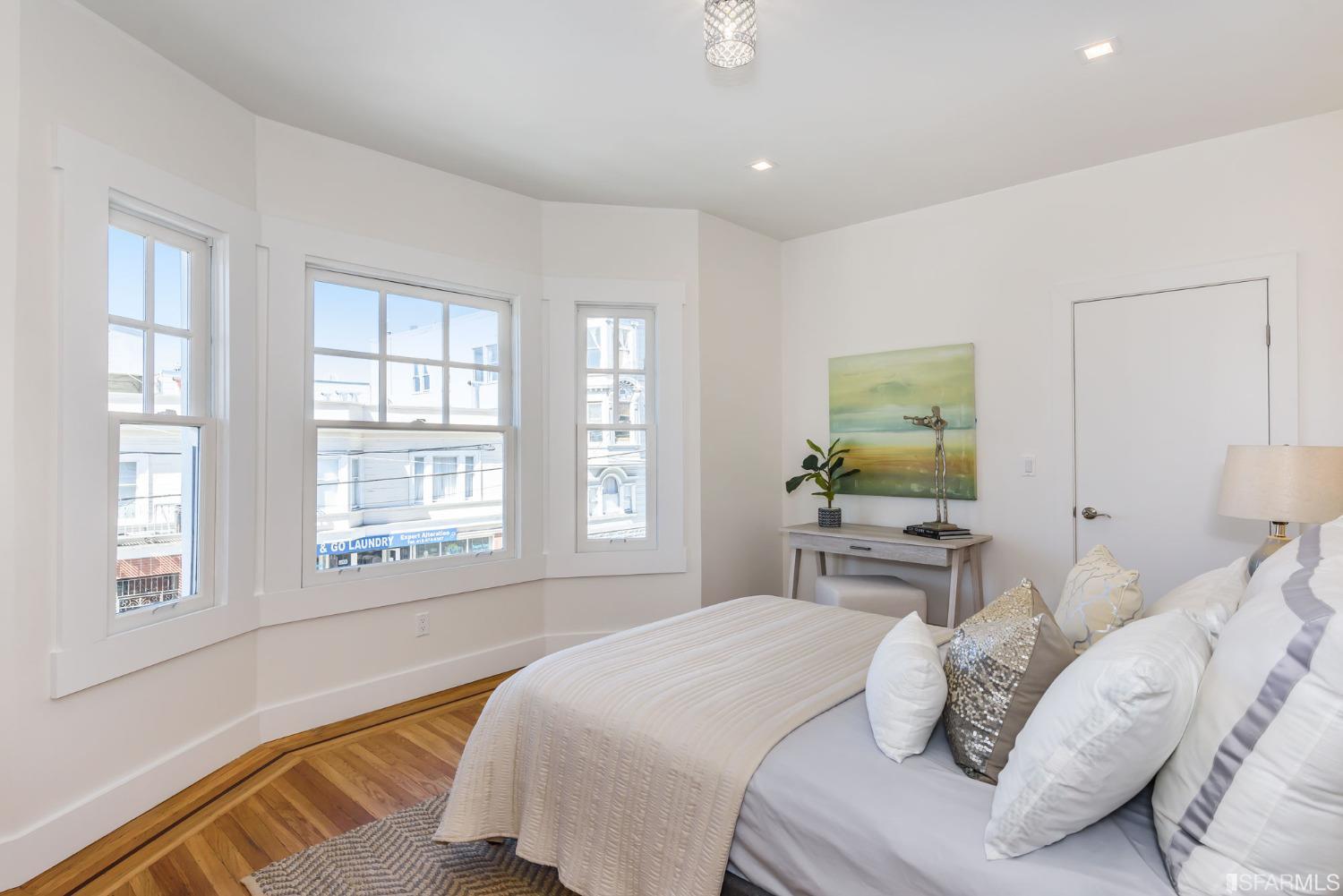 1100 Leavenworth Street Unit: 3