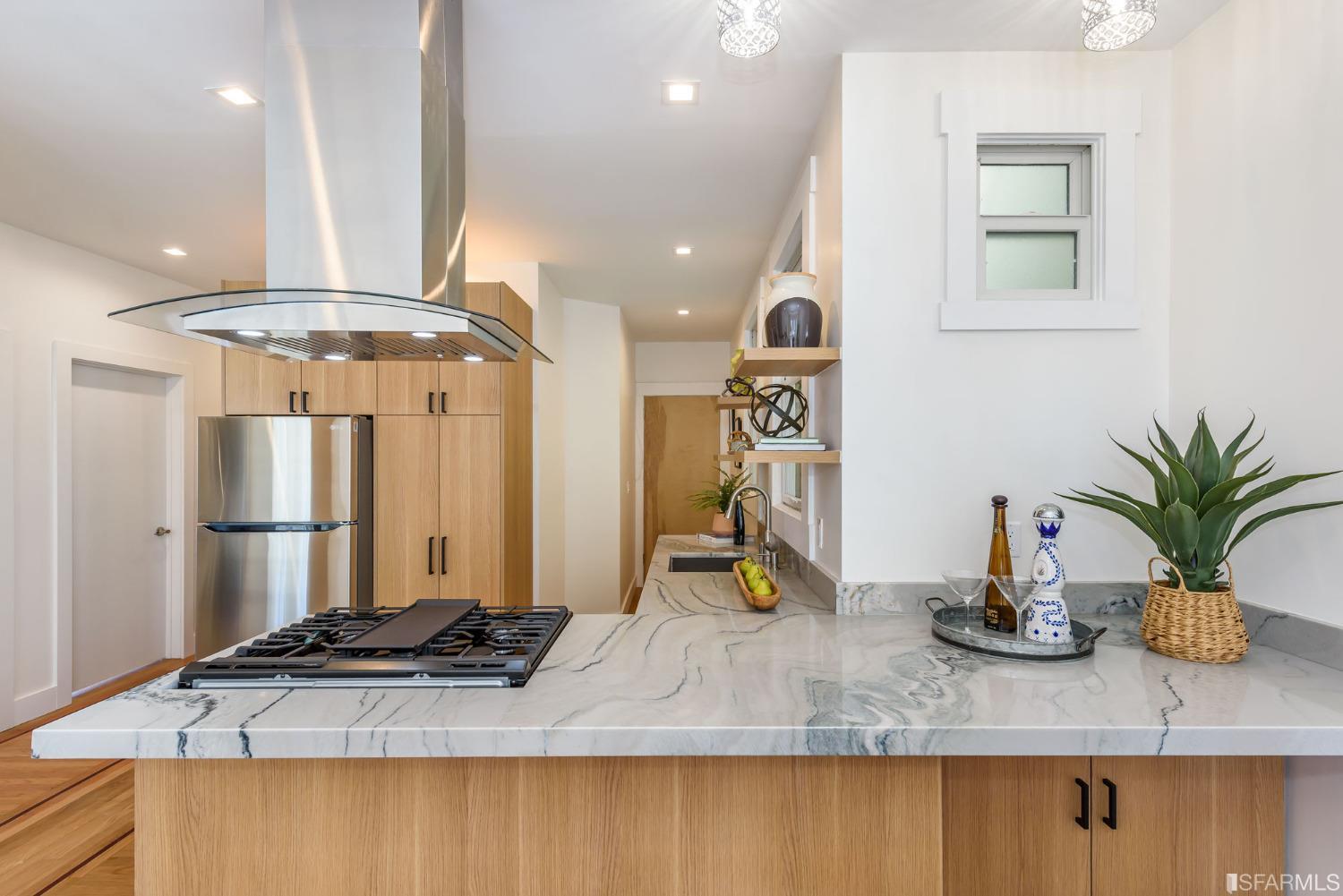 1100 Leavenworth Street Unit: 3