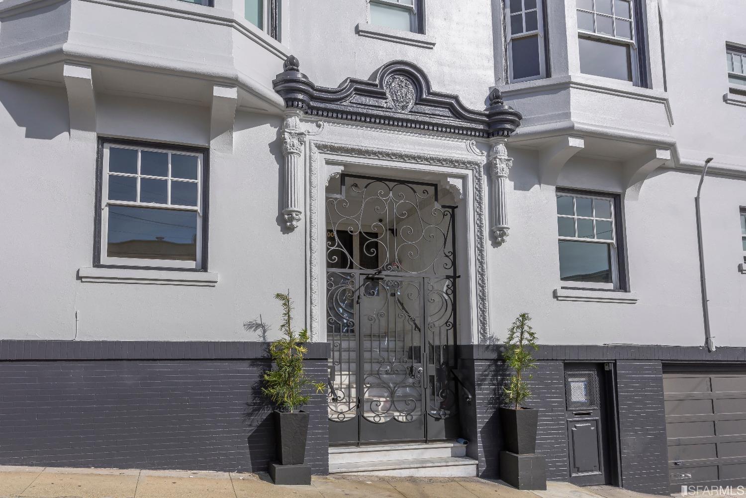 1100 Leavenworth Street Unit: 3